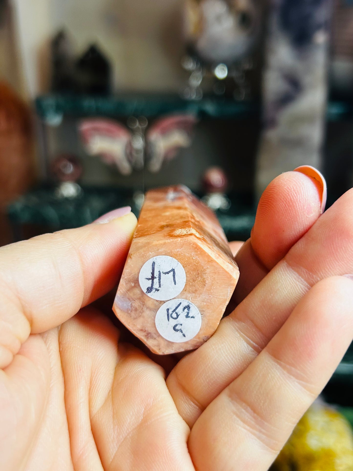 Druzy petal agate tower