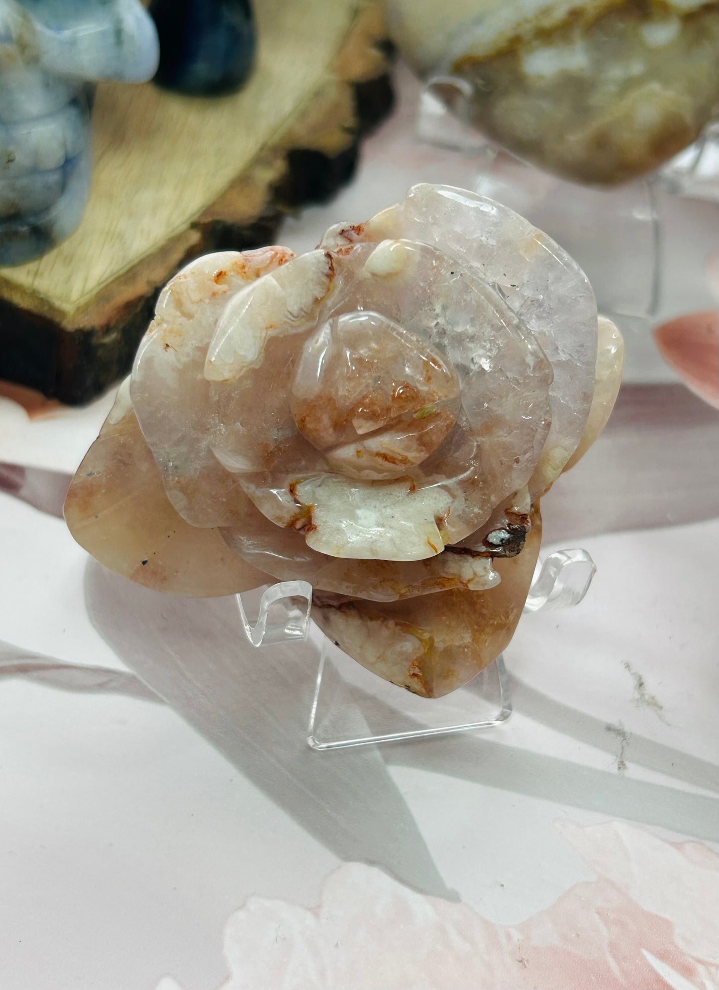 Flower agate with amethyst flower