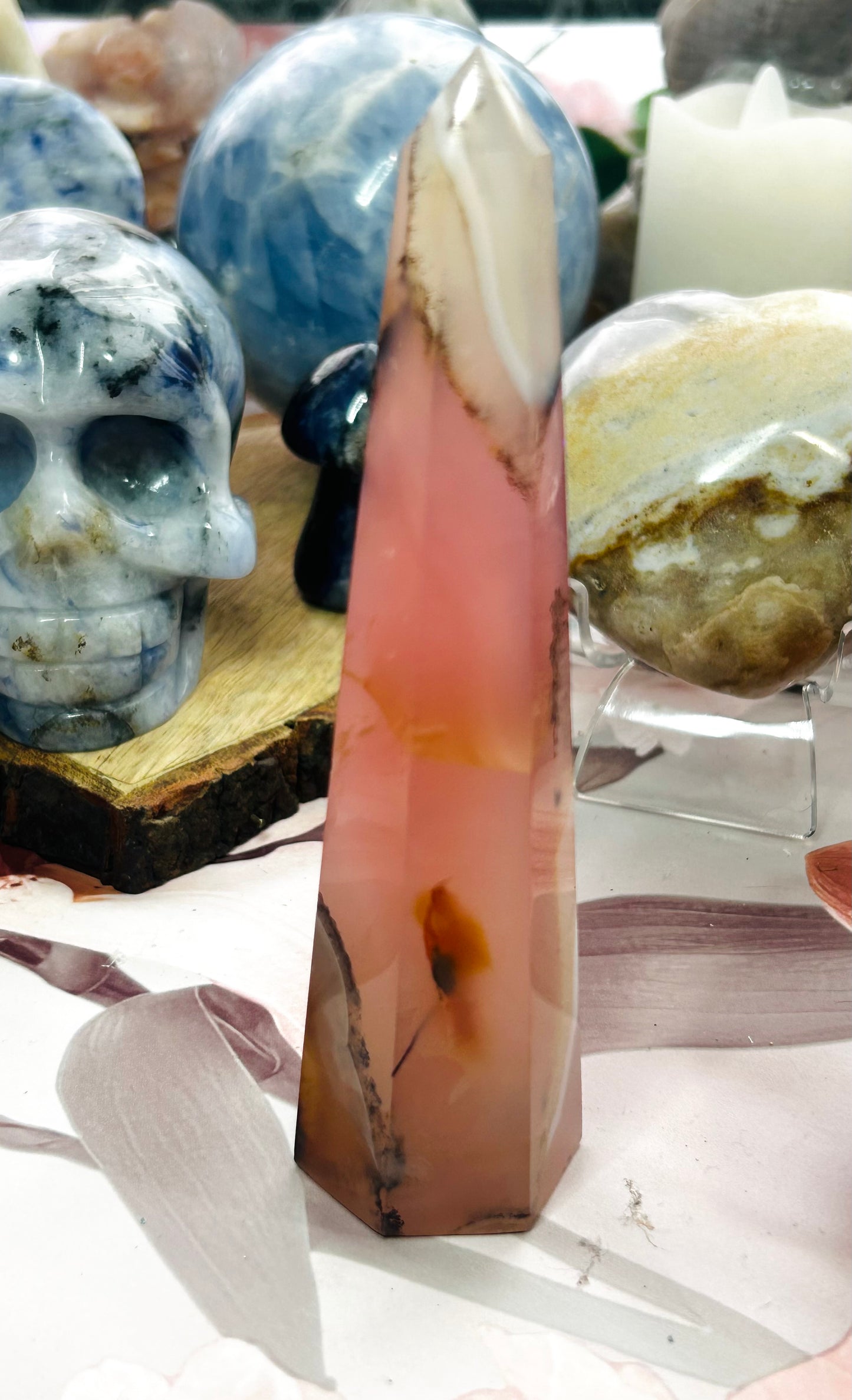 Pink jelly agate tower