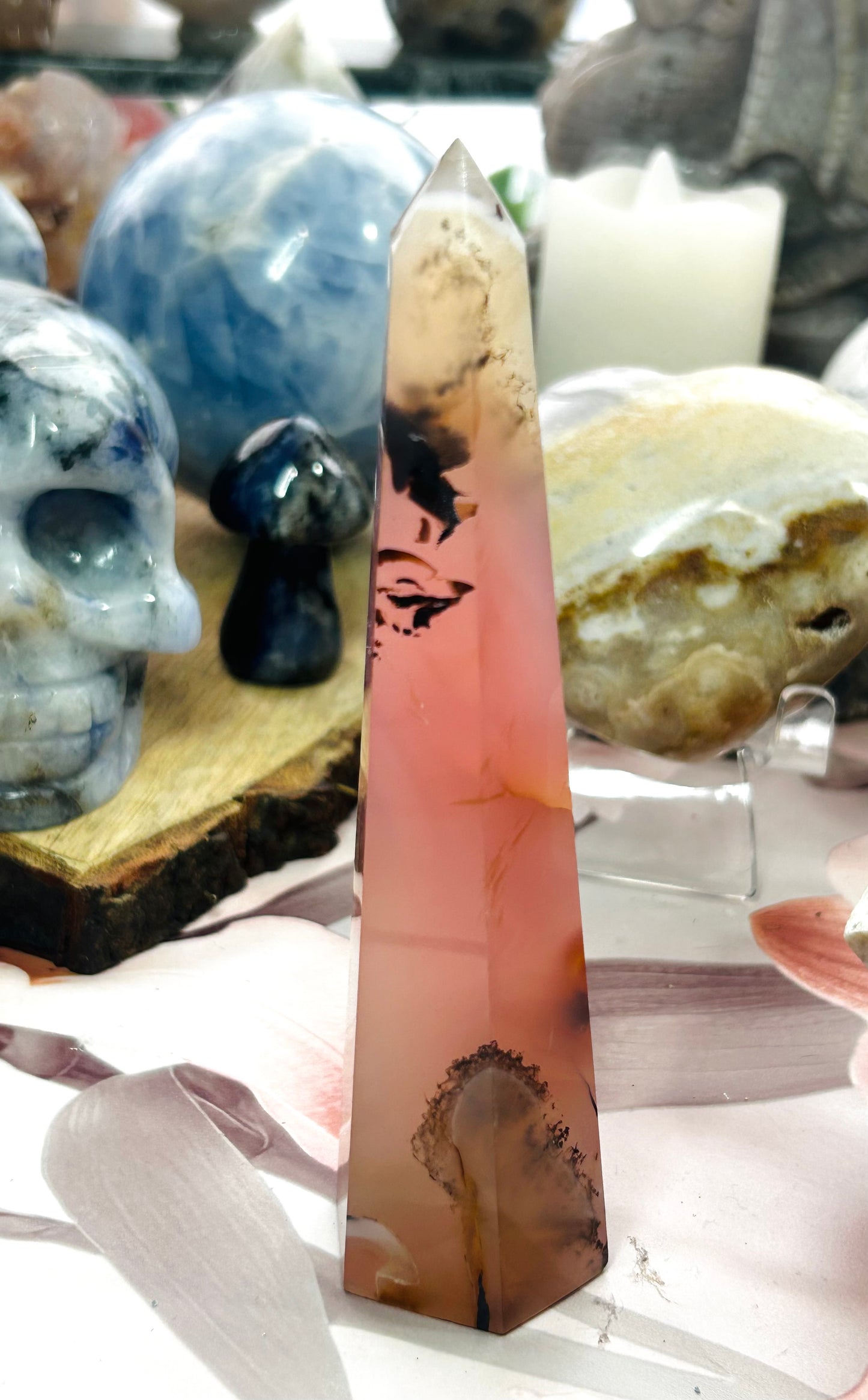 Pink jelly agate tower