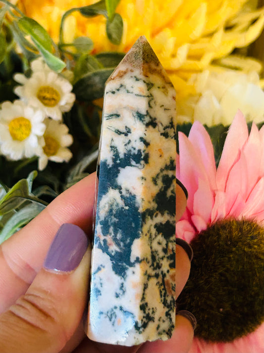 Tree agate tower