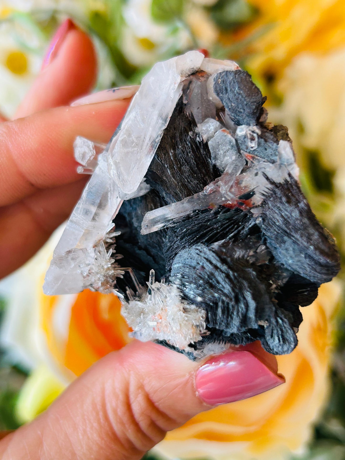 Quartz with barite and hematoid