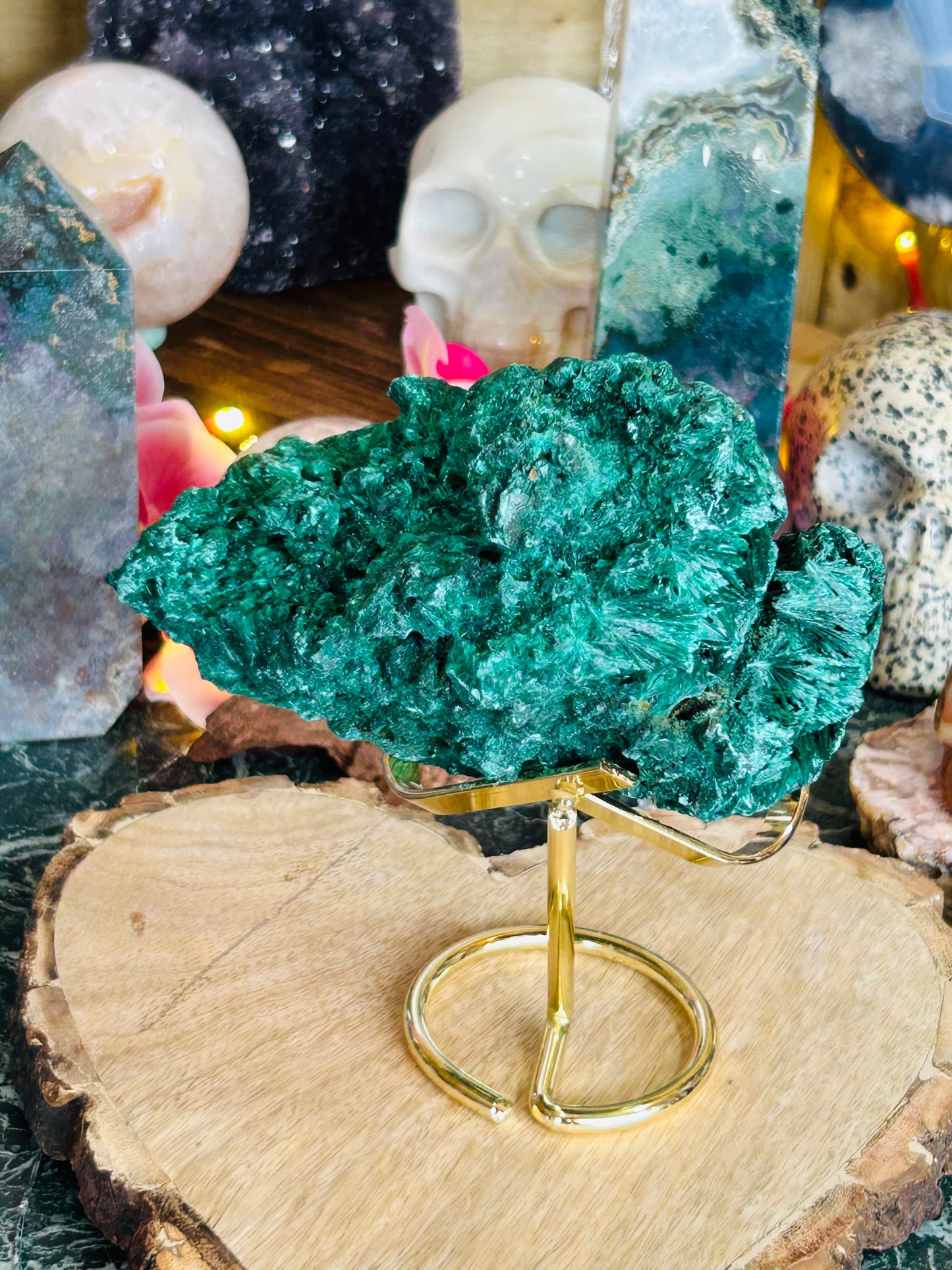 Velvet malachite raw specimen with stand