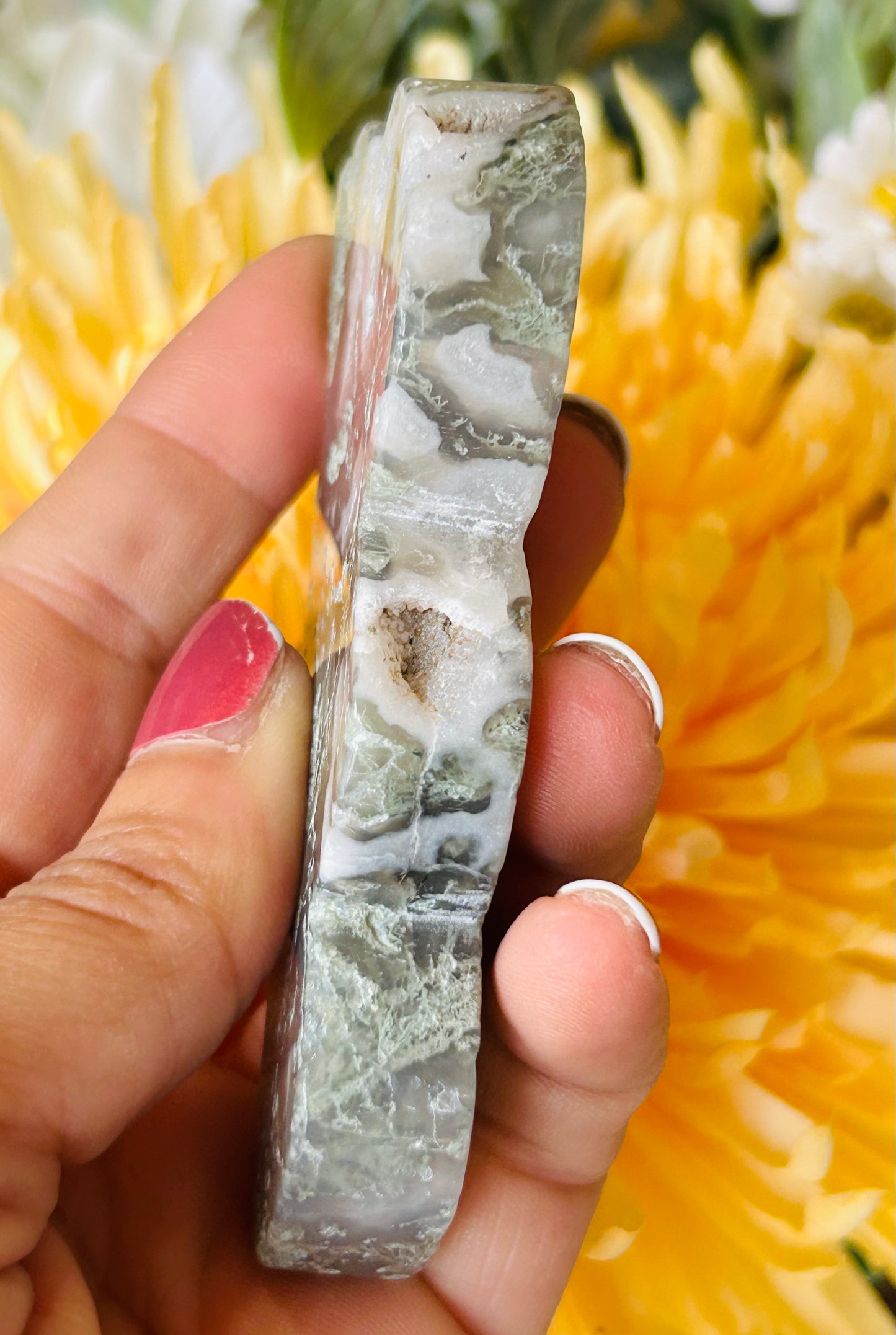 Druzy moss agate cloud