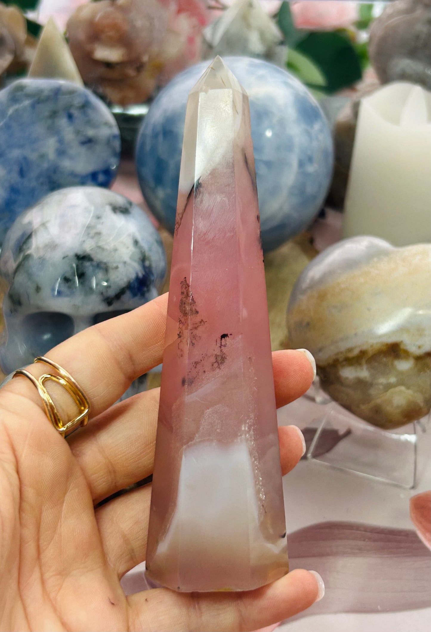 Pink jelly agate tower