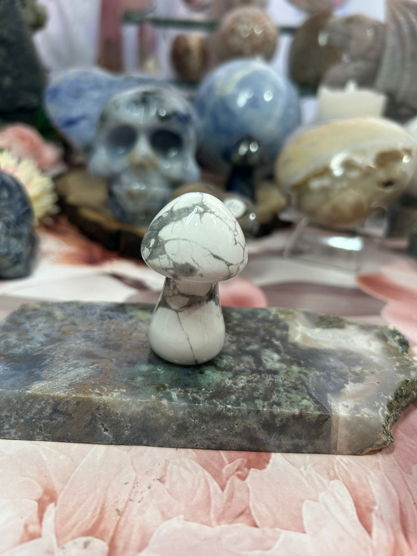 White Howlite mushroom