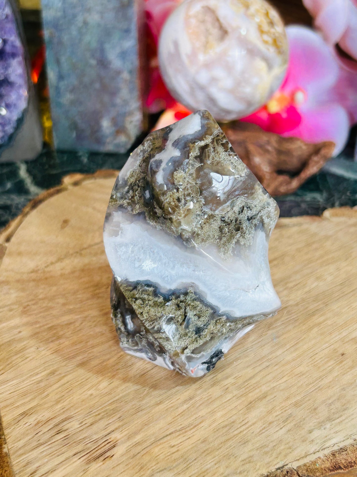Moss agate flame