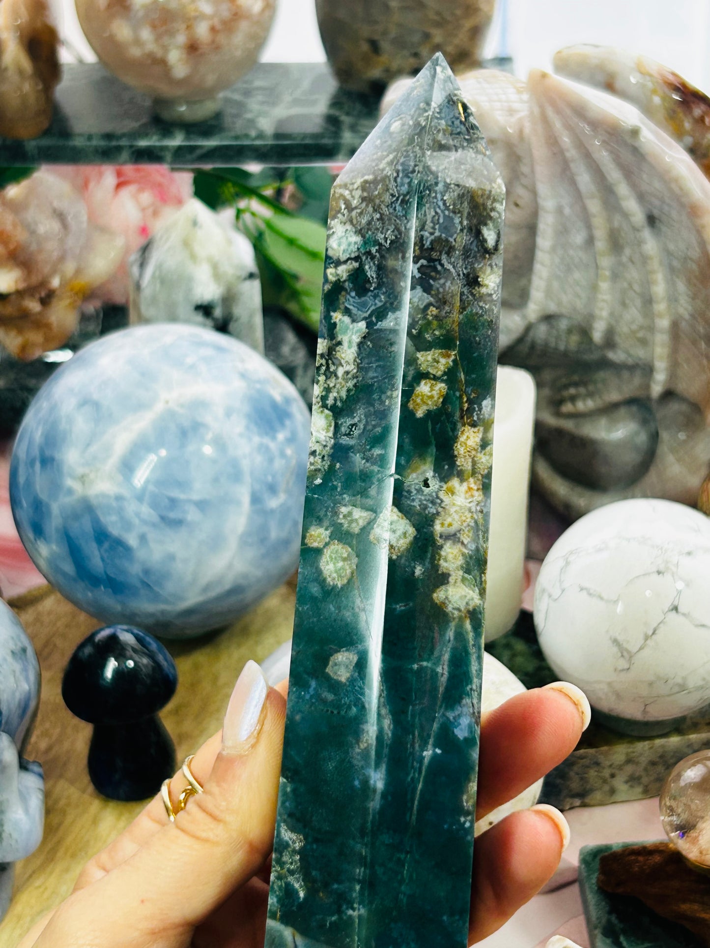 Moss agate/ ocean jasper tower with calcite