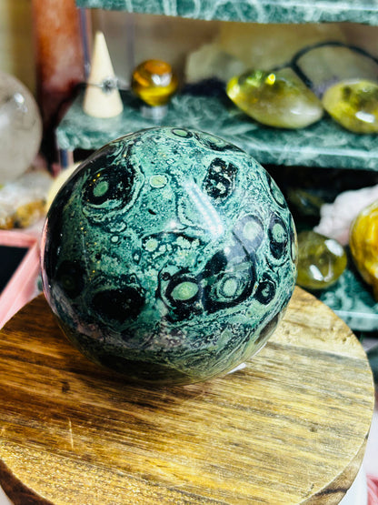 Kambaba sphere