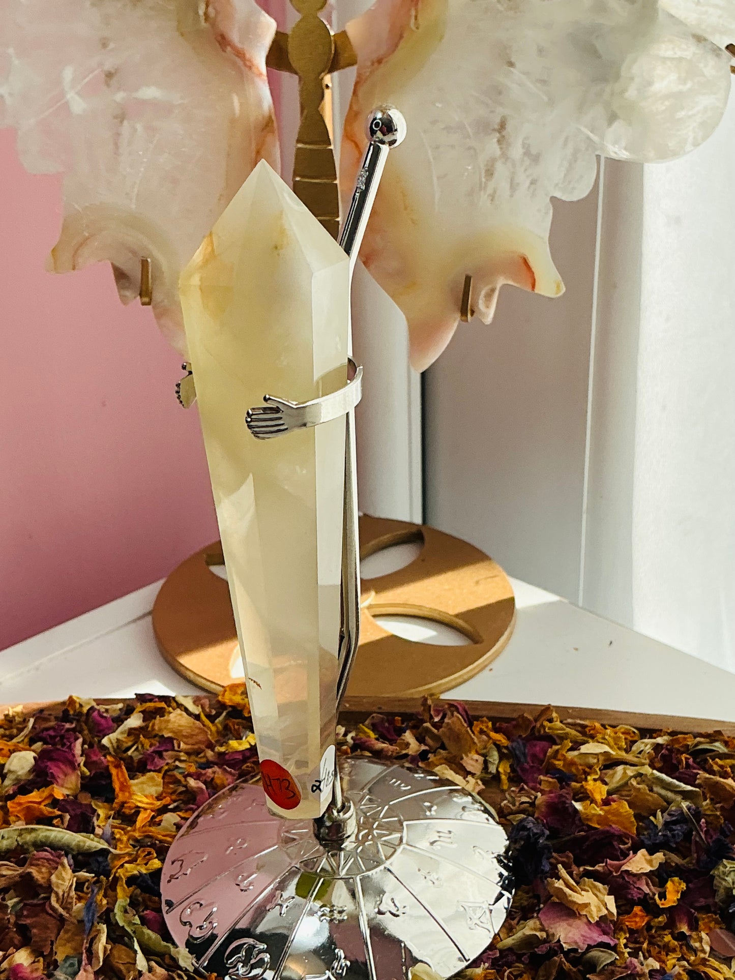 Lemon quartz  wand with stand