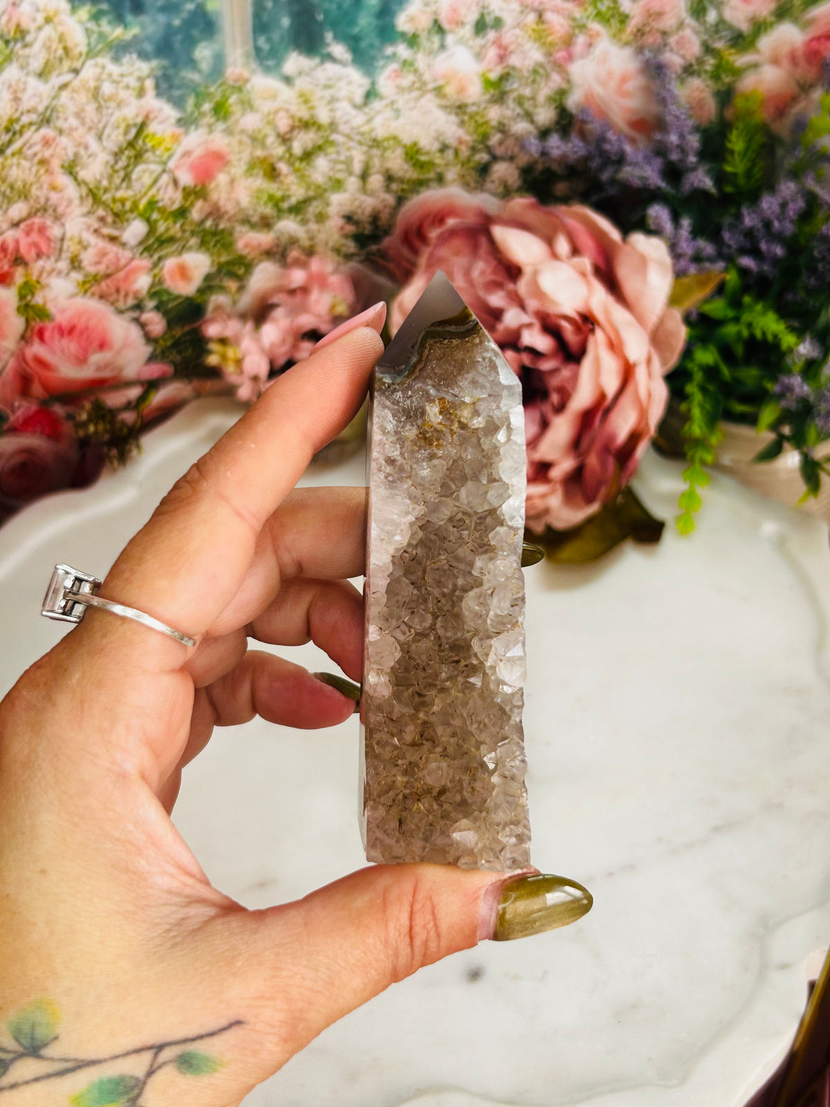 Druzy agate tower