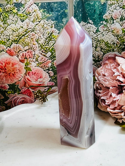 Pink jelly agate tower