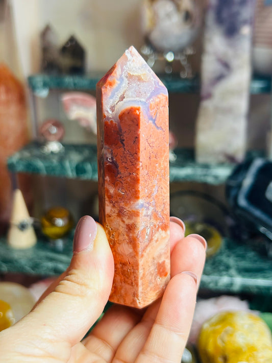 Druzy petal agate tower