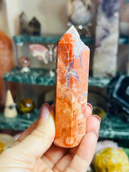 Druzy petal agate tower