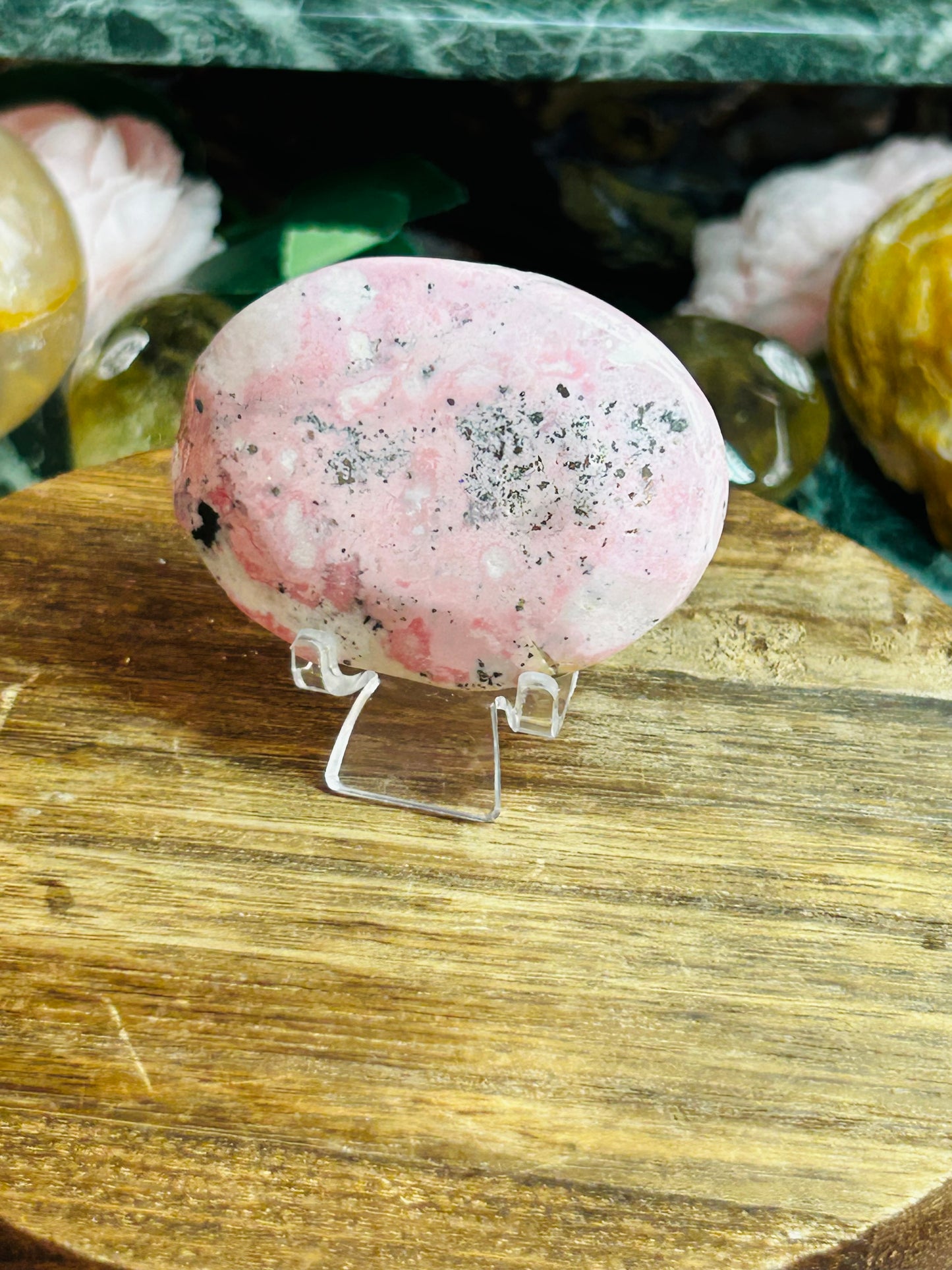 Peruvian Rhodonite palmstone