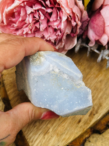 Blue lace agate raw