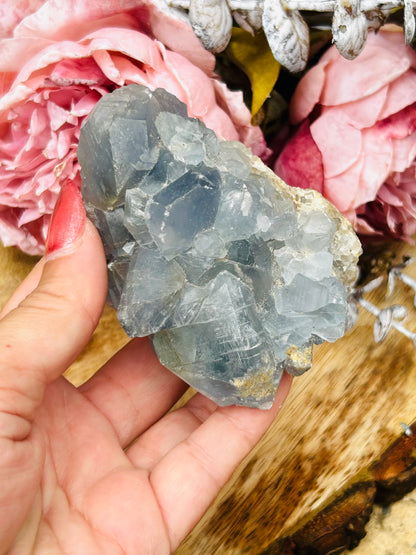 Celestite raw