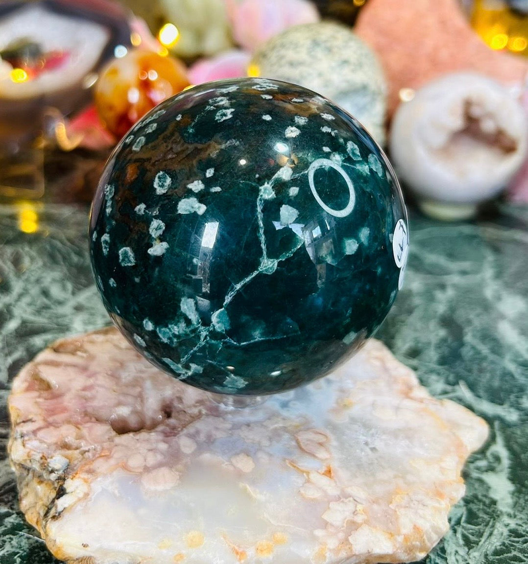 Moss agate uv reactive sphere