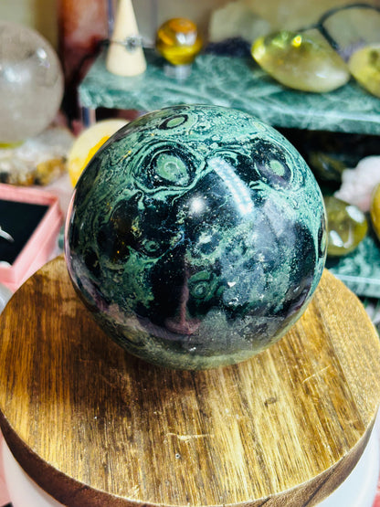Kambaba sphere