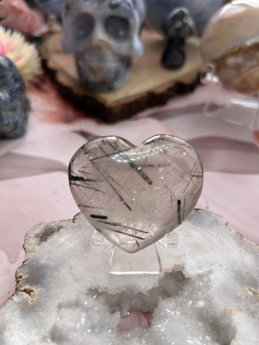 Black tourmaline in quartz heart