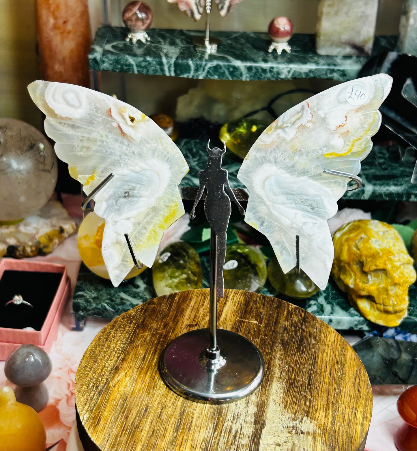 Pink amethyst wings