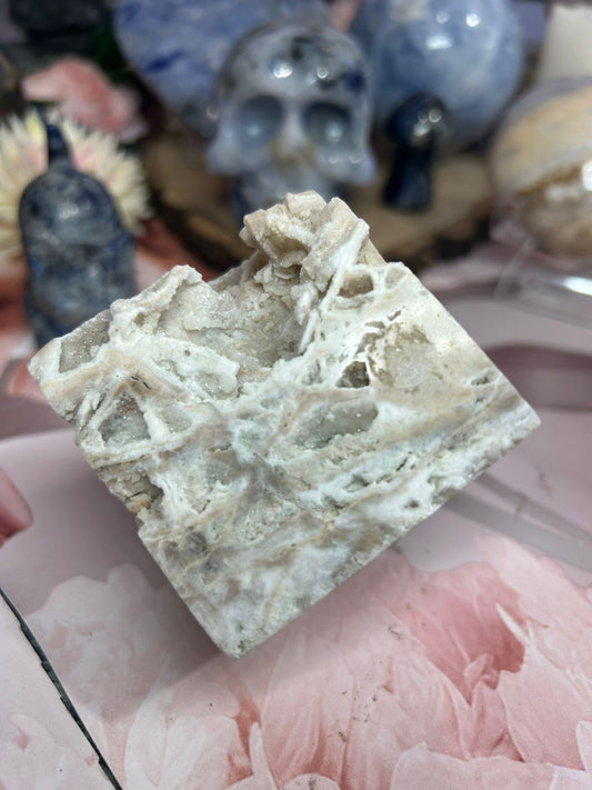 Sphalerite freestanding cube