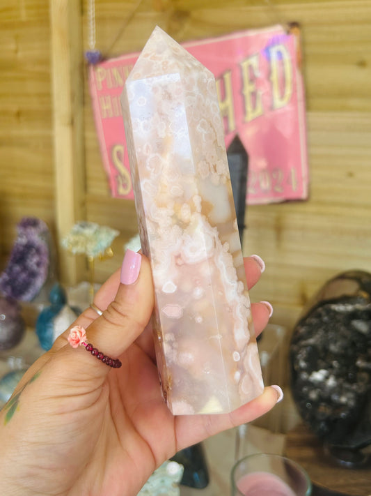 Carnelian flower agate tower