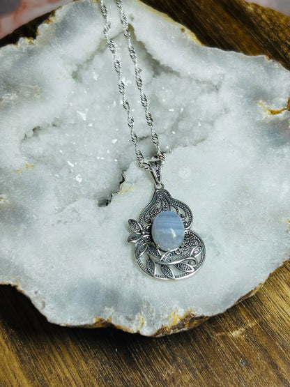 Blue lace agate necklace
