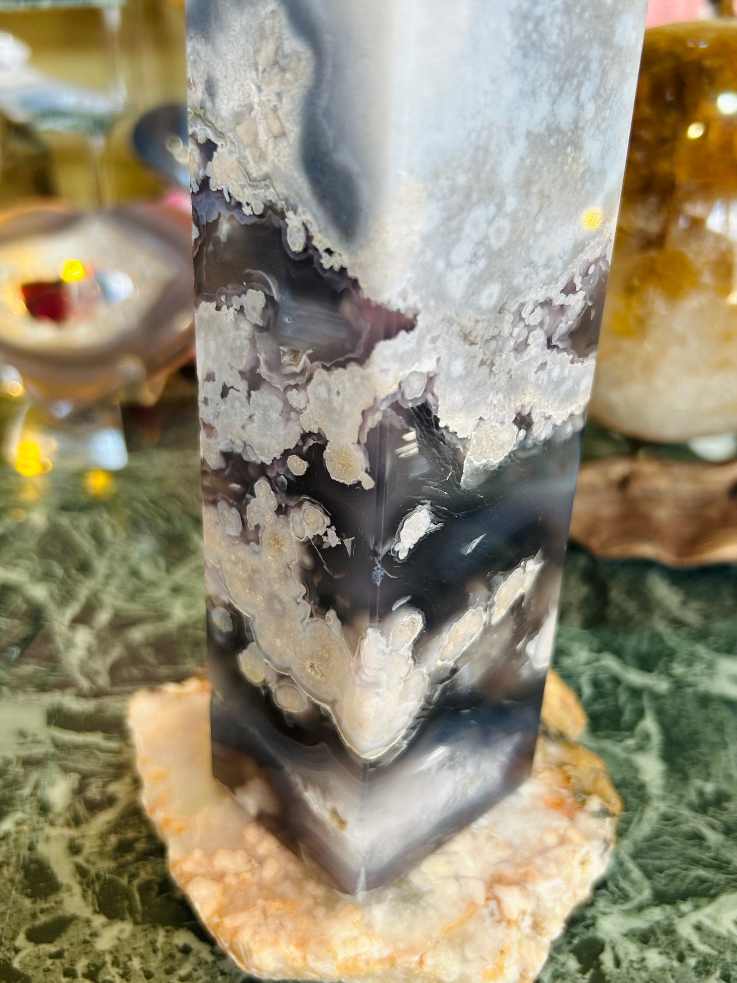 Blue flower agate tower