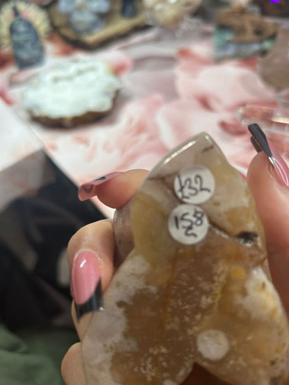 Flower agate flower