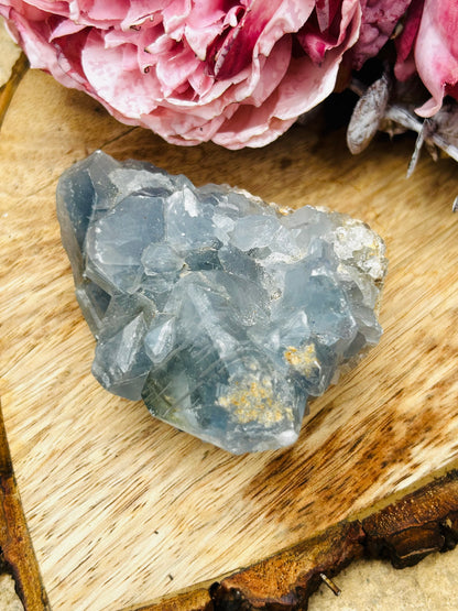 Celestite raw
