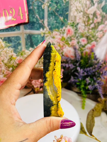 Bumblebee jasper