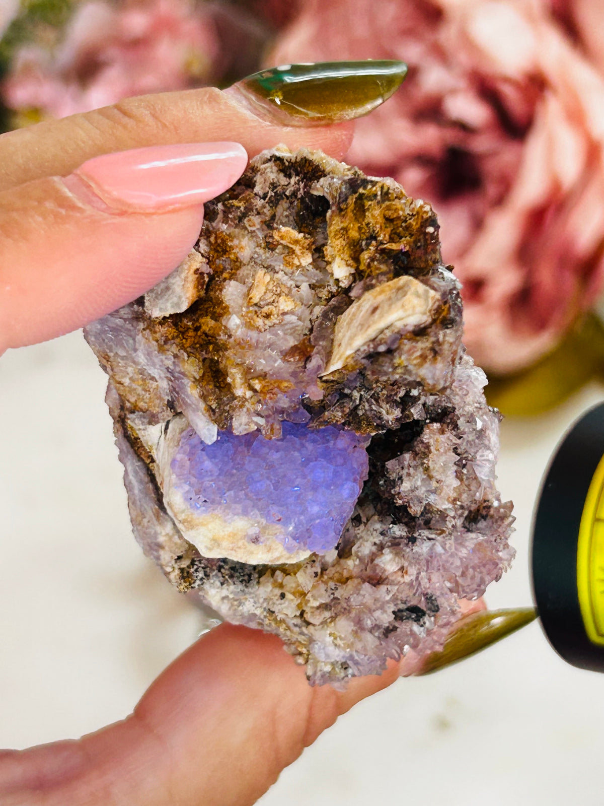 Purple creedite with fluorite