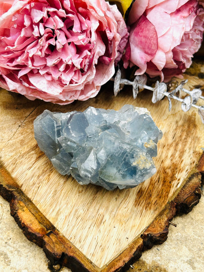 Celestite raw