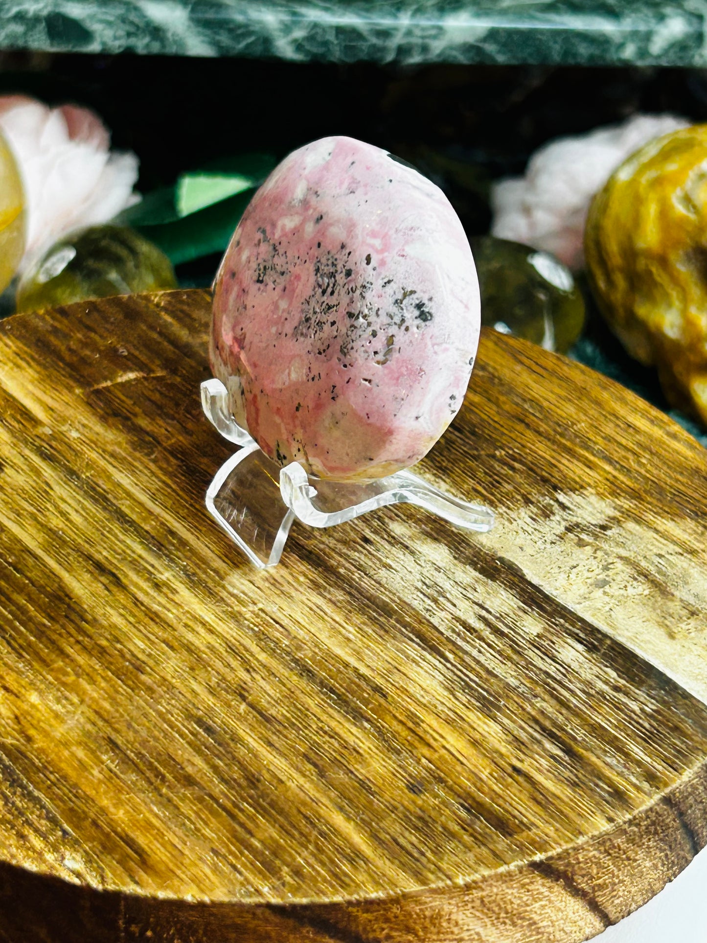 Peruvian Rhodonite palmstone
