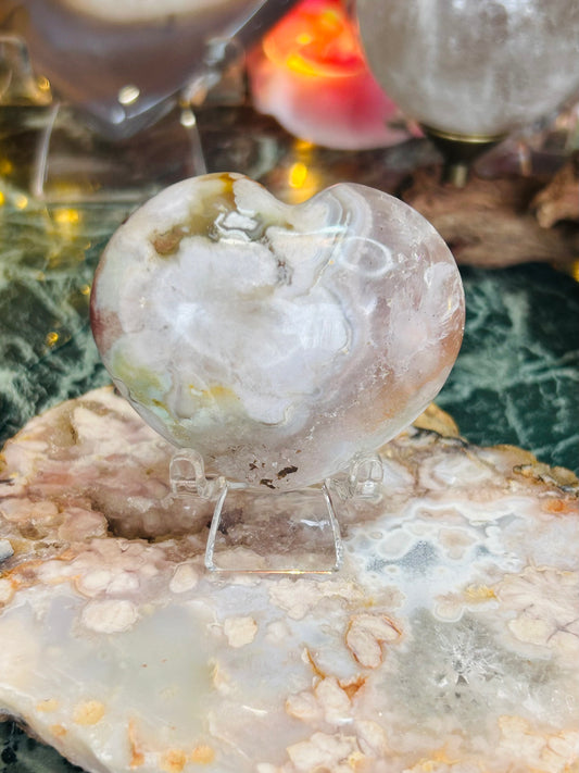 Green flower agate heart