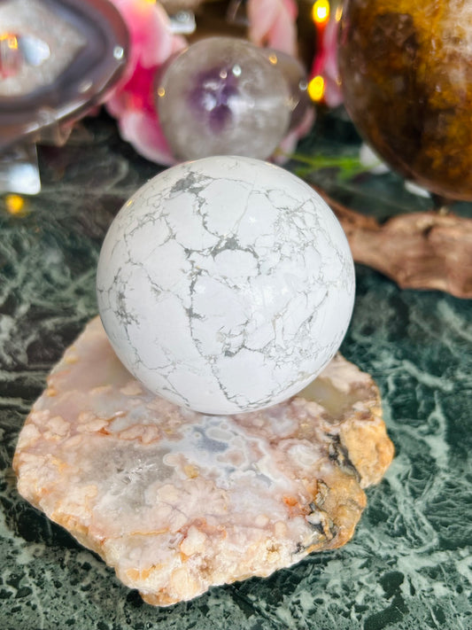 White howlite sphere