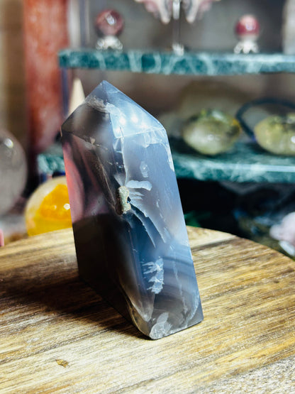 Druzy agate tower