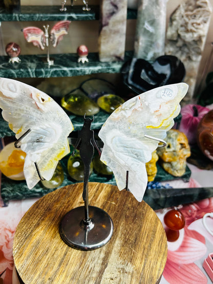 Pink amethyst wings