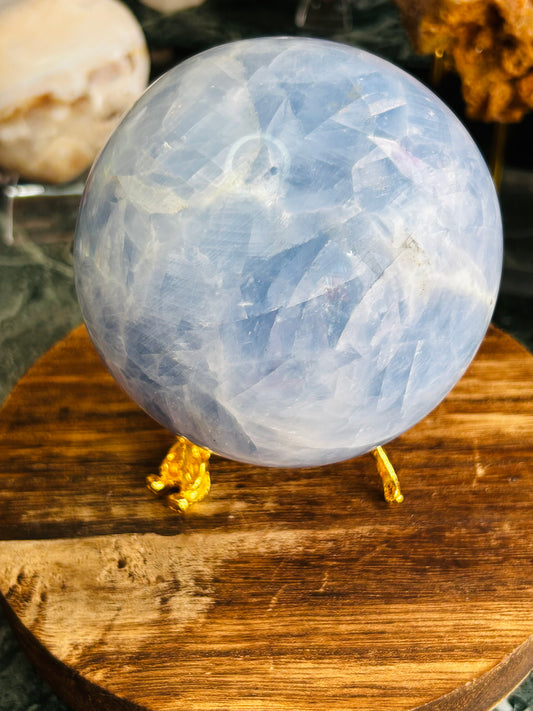 Blue celestite sphere