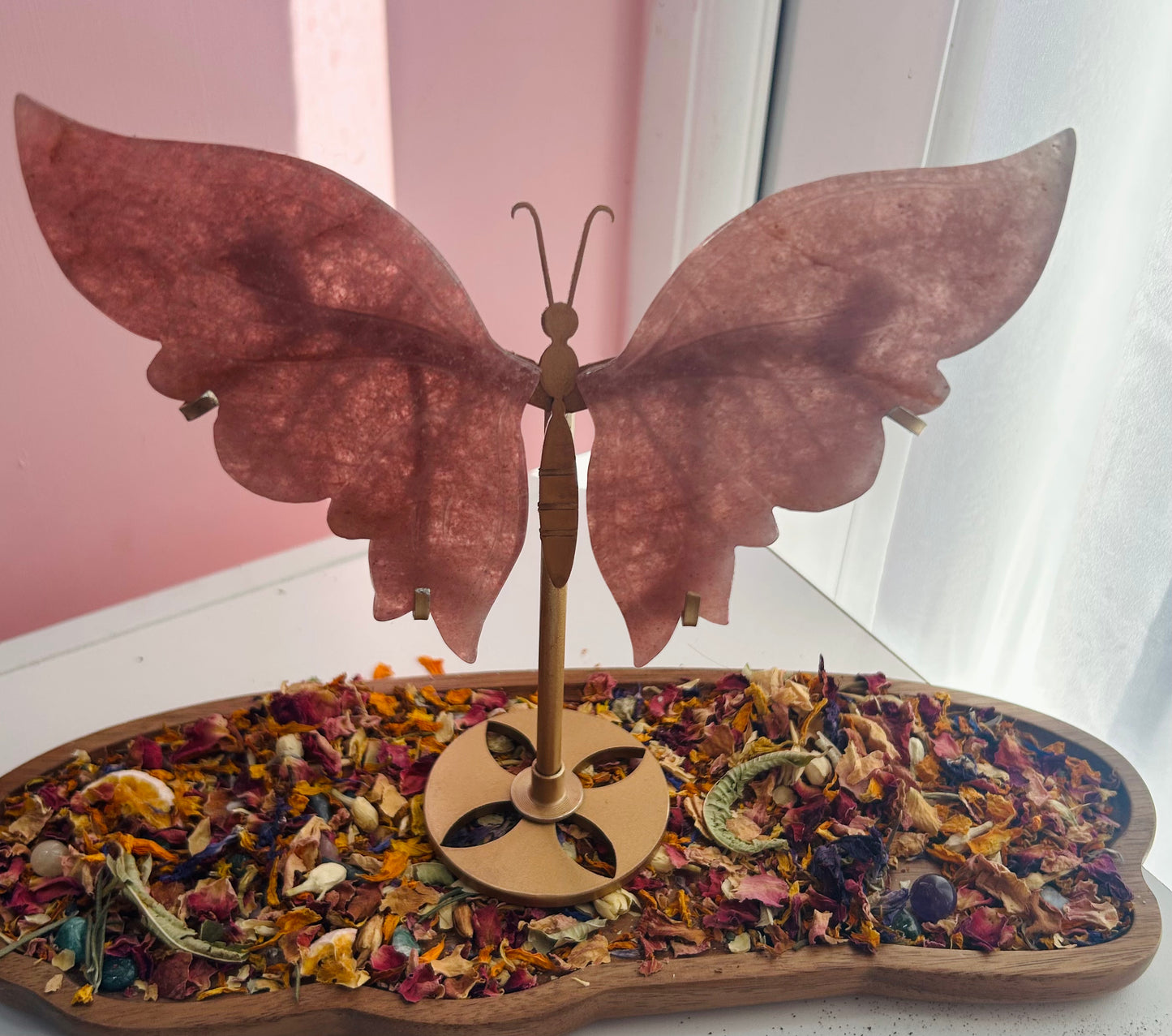 Strawberry quartz butterfly