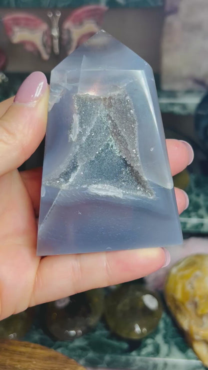 Druzy agate tower