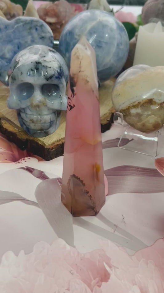 Pink jelly agate tower